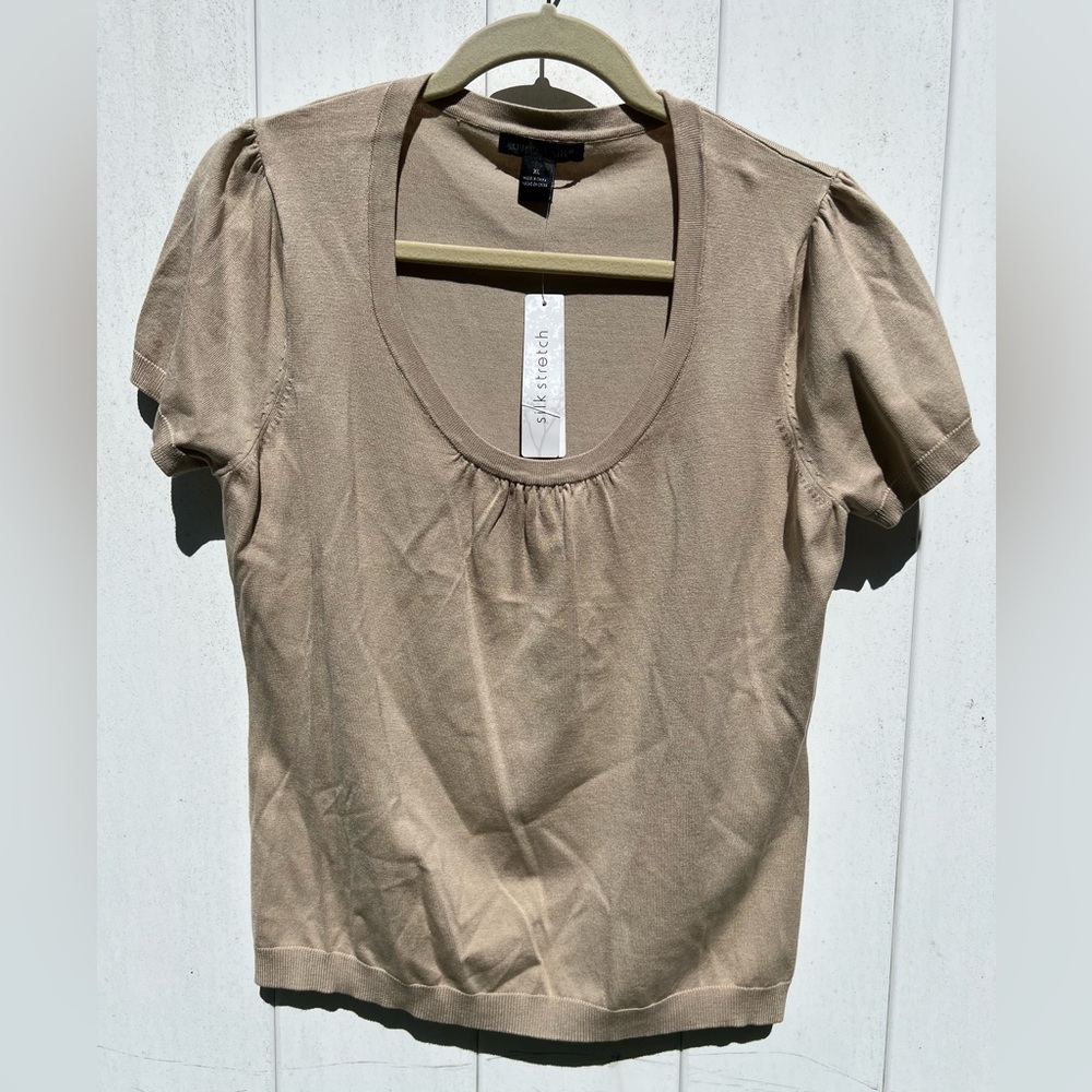 August Silk Women's Cream Short Sleeve Scoop Neck Blouse Top Size XL NWT